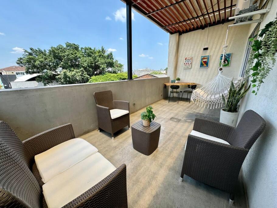 Baum Loft San Fernando 402 * Cali